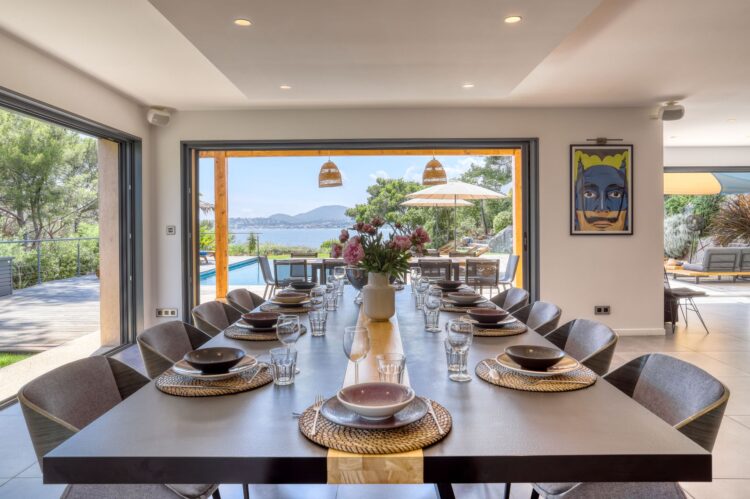 Villa Port Cros Luxus Ferienhaus Cote D Azur Mieten Esstisch