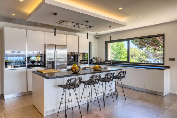 Villa Port Cros Luxus Ferienhaus Cote D Azur Mieten Küche