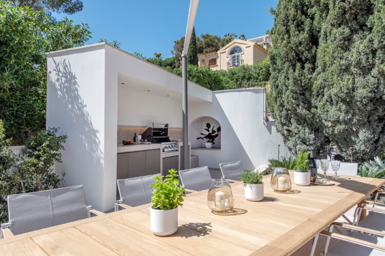 Villa Portals Riviera Luxus Ferienhaus Mallorca Mieten Esstisch Mit Außenküche