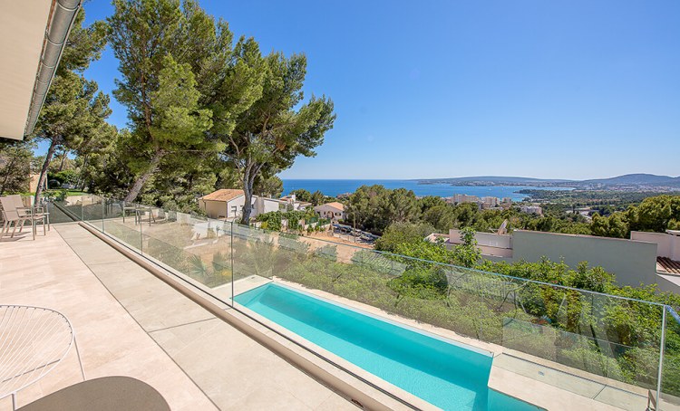 Villa Puerto Portals Mallorca Pool Meerblick