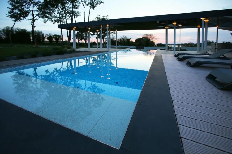 Villa Pure Novigrad Luxus Ferienhaus Istrien Am Meer Abendstimmung
