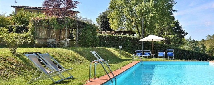 Villa Rosalia Toskana Poolbereich 1