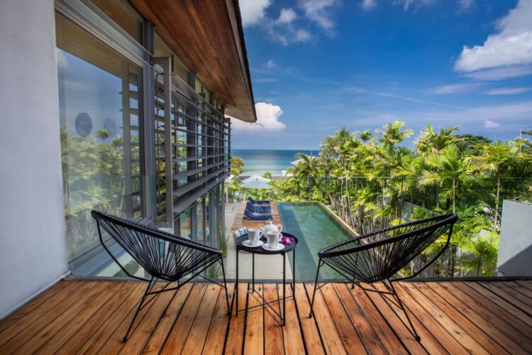 Villa Roxo Luxus Ferienhaus Phuket Am Meer Mieten Balkon
