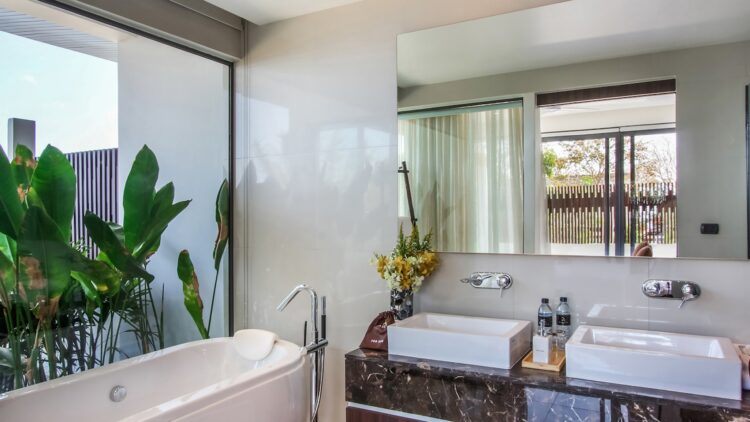 Villa Saan Luxus Ferienhaus Phuket Mit Meerblick Mieten Bad