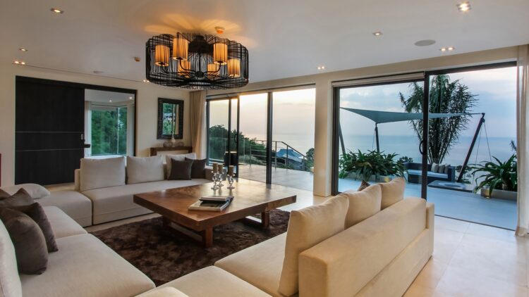 Villa Saan Luxus Ferienhaus Phuket Mit Meerblick Mieten Couch