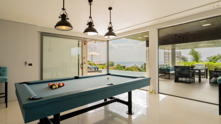 Villa Saan Luxus Ferienhaus Phuket Mit Meerblick Mieten Games Room