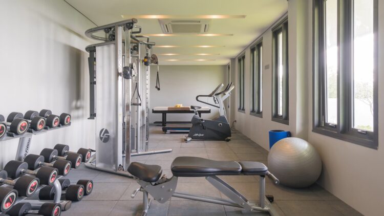 Villa Saan Luxus Ferienhaus Phuket Mit Meerblick Mieten Gym