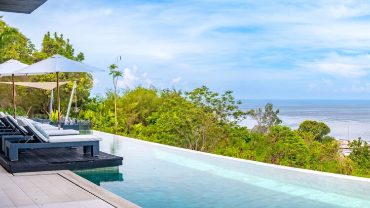 Villa Saan Luxus Ferienhaus Phuket Mit Meerblick Mieten Liegen