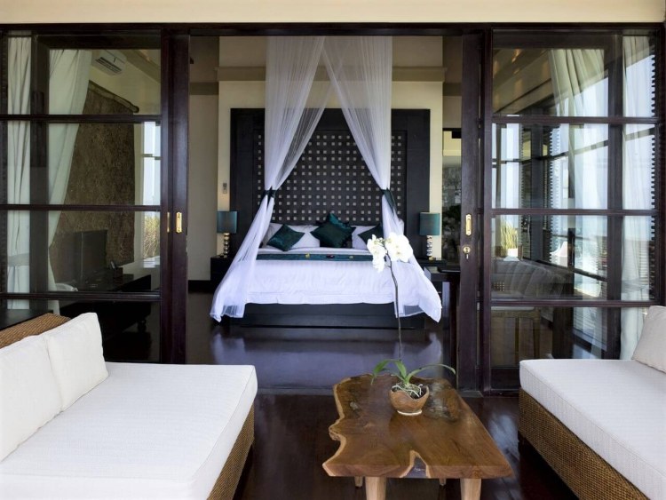 Villa Sabtu Bali Master Schlafzimmer 1 Balkon