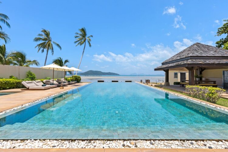Villa Sai Tai Luxus Ferienvilla Koh Samui Am Strand Mieten Infinitypool