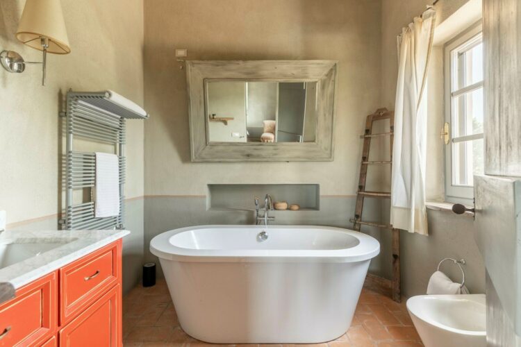 Villa San Casciano Luxus Ferienhaus Toskana Mieten Badewanne