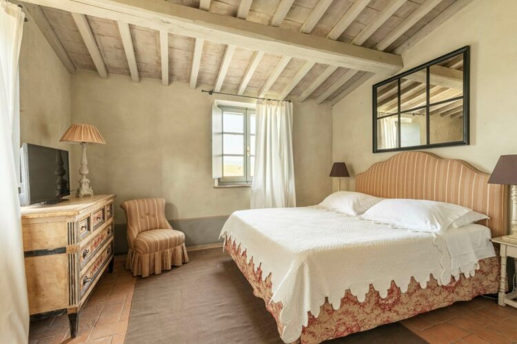 Villa San Casciano Luxus Ferienhaus Toskana Mieten Bett