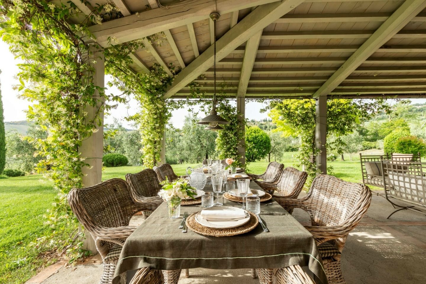 Villa San Casciano Luxus Ferienhaus Toskana Mieten Esstisch