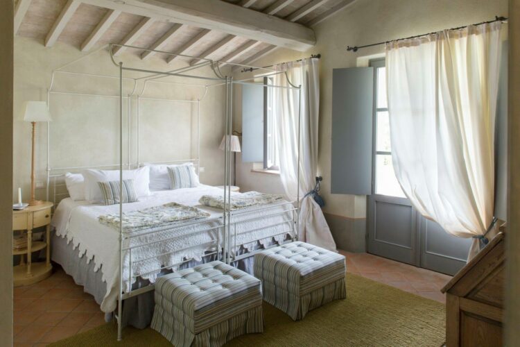 Villa San Casciano Luxus Ferienhaus Toskana Mieten Himmelbett