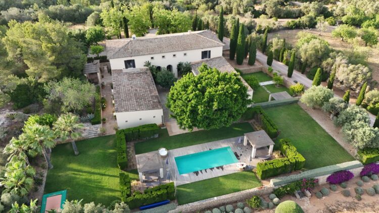 Villa Santanyi Luxus Ferienhaus Mallorca Außenansicht