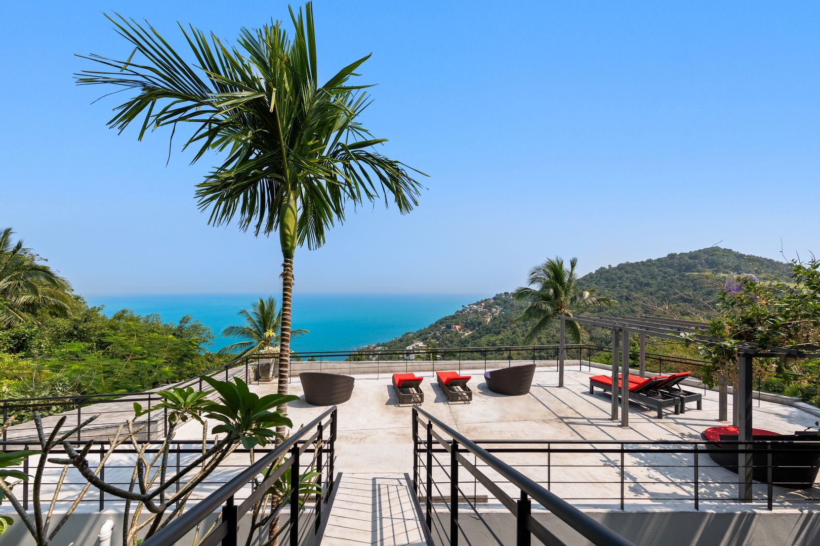 Villa Suan Kachamudee Luxus Ferienhaus Koh Samui Mieten Dachterrasse