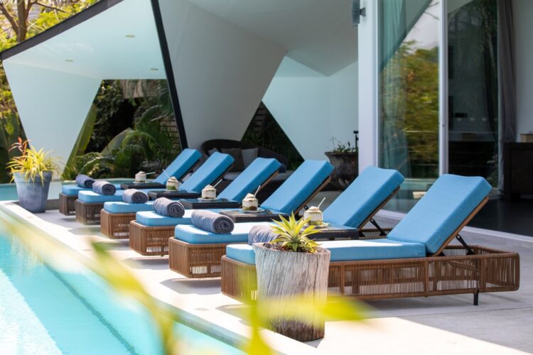 Villa Suan Kachamudee Luxus Ferienvilla Koh Samui Mieten Liegen