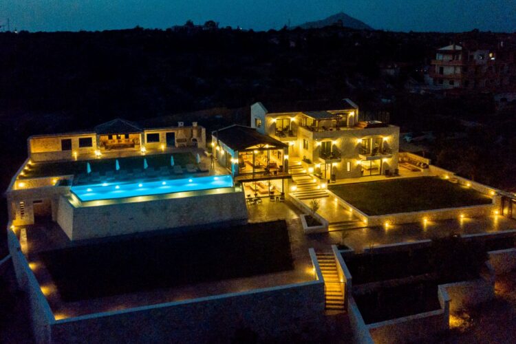 Villa Sunlight Luxus Ferienvilla Kreta Mieten By Night