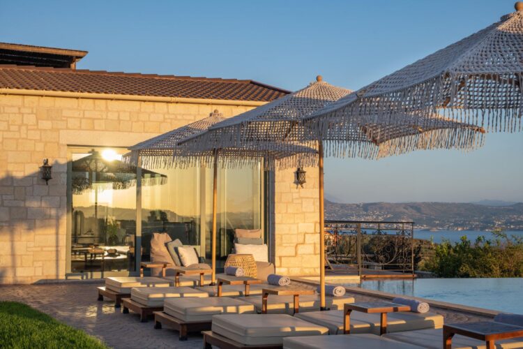 Villa Sunlight Luxus Ferienvilla Kreta Mieten Liegen