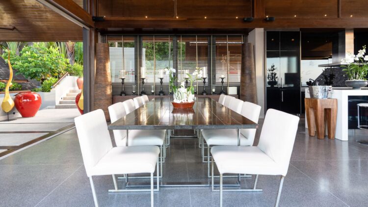 Villa Suralai Luxus Ferienhaus Koh Samui Mit Pool Mieten Esstisch