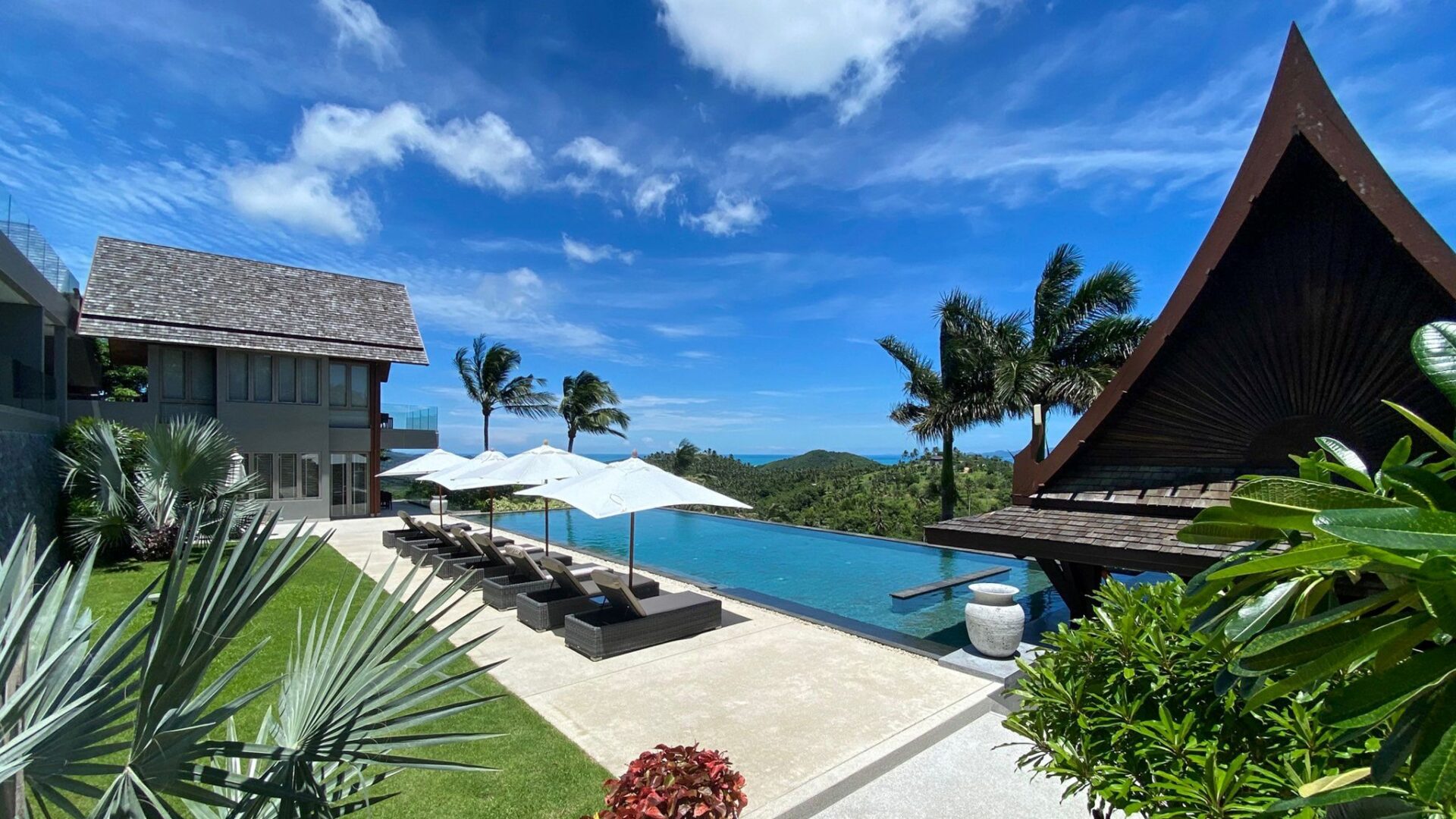 Villa Suralai Luxus Ferienhaus Koh Samui Mit Pool Mieten Poolterrasse