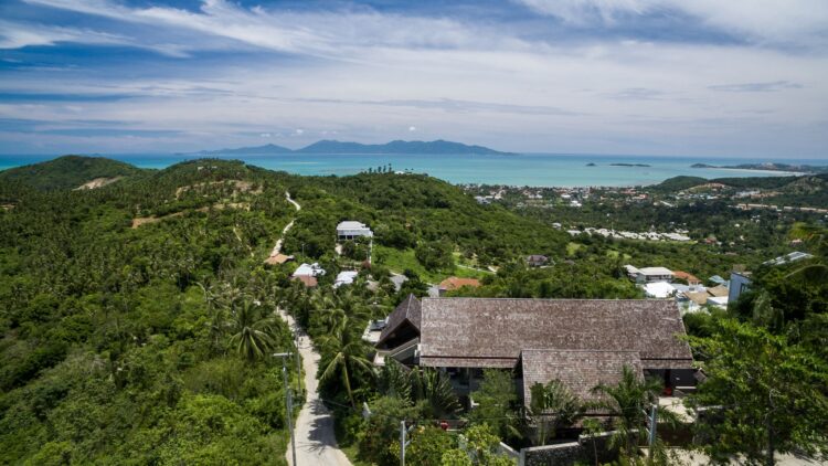 Villa Suralai Luxus Ferienhaus Koh Samui Mit Pool Mieten Umgebung
