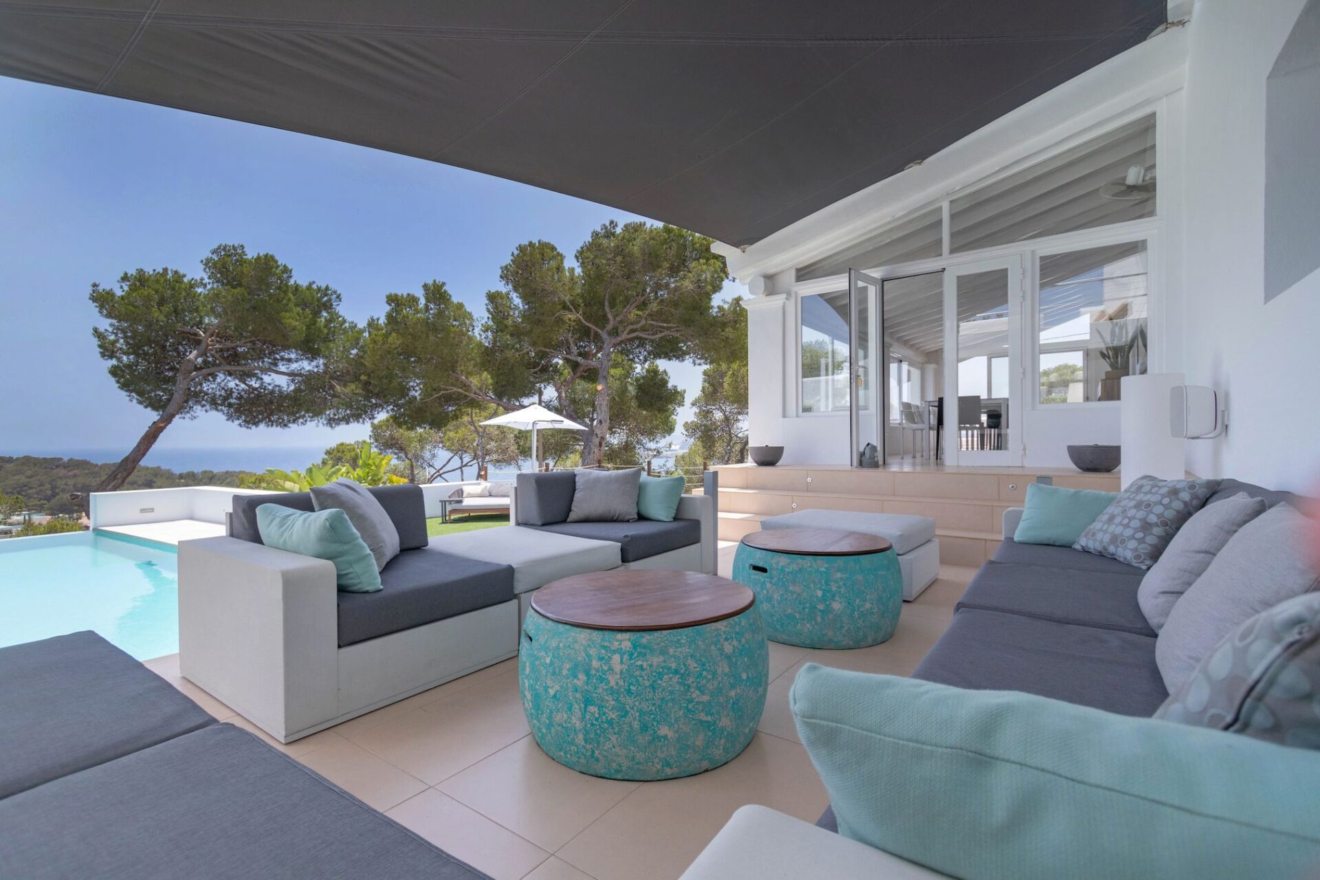 Villa Talamanca Luxus Ferienvilla Ibiza Mieten Lounge