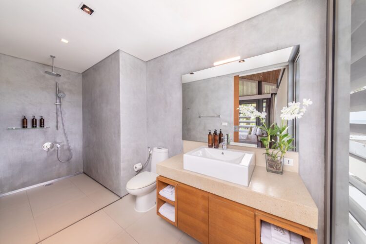 Villa Tievoli Luxus Ferienhaus Phuket Am Strand Mieten Bad