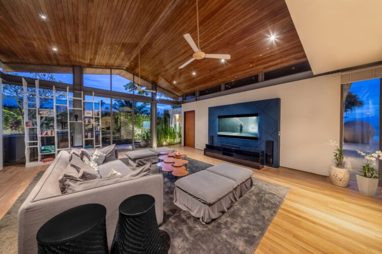 Villa Tievoli Luxus Ferienhaus Phuket Am Strand Mieten Media Room