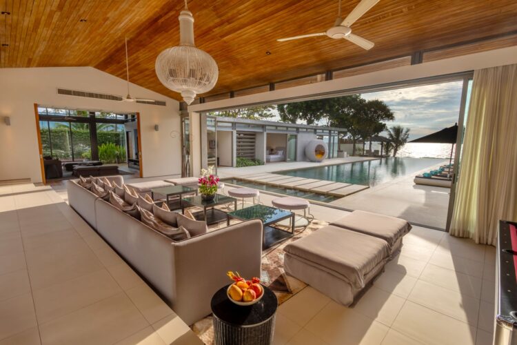 Villa Tievoli Luxus Ferienhaus Phuket Am Strand Mieten Wohnzimmer