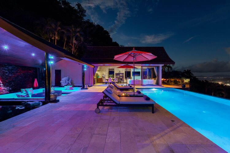Villa Tiga Luxus Ferienhaus Koh Samui Mit Pool Mieten Pool By Night