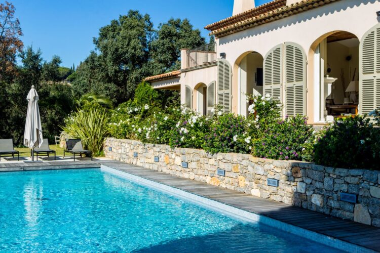 Villa Valmer Luxus Ferienhaus Cote D Azur Mieten Blumen