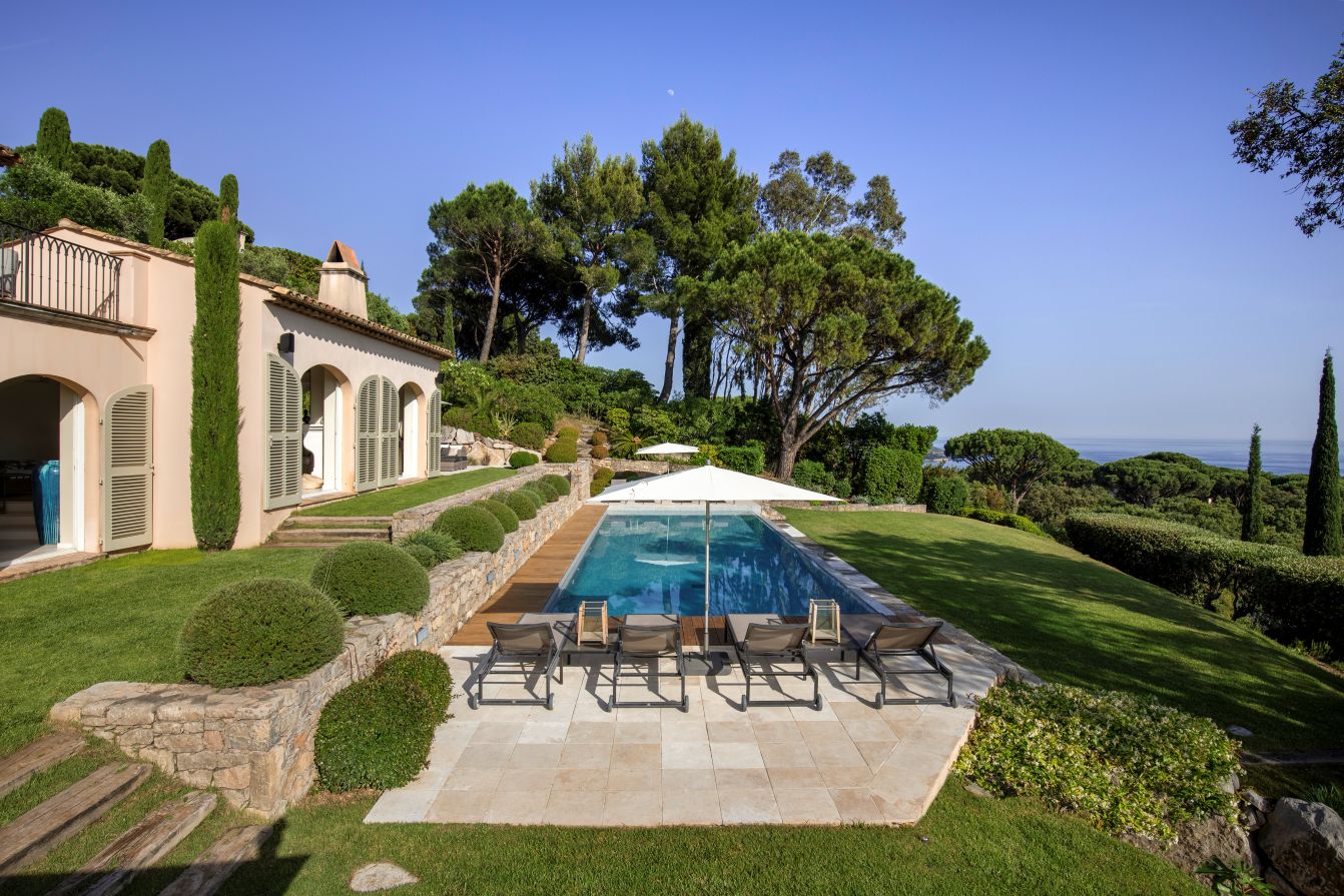 Villa Valmer Luxus Ferienhaus Cote D Azur Mieten Poolbereich