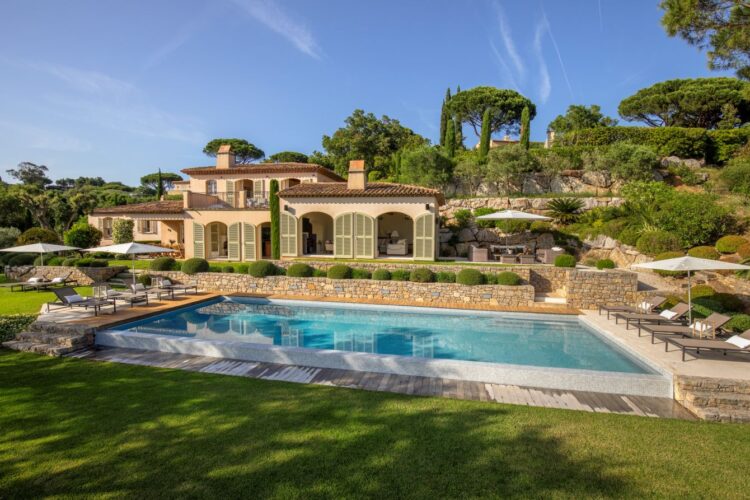 Villa Valmer Luxus Ferienhaus Cote D Azur Mieten Rasen