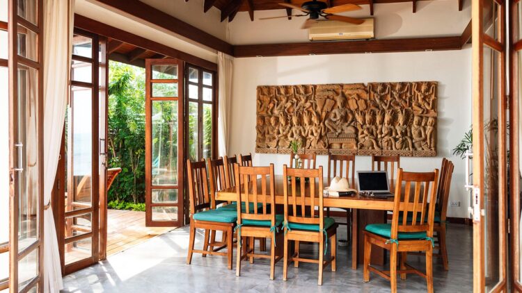 Villa Waimaree Luxus Ferienhaus Koh Samui Am Strand Mieten Esstisch