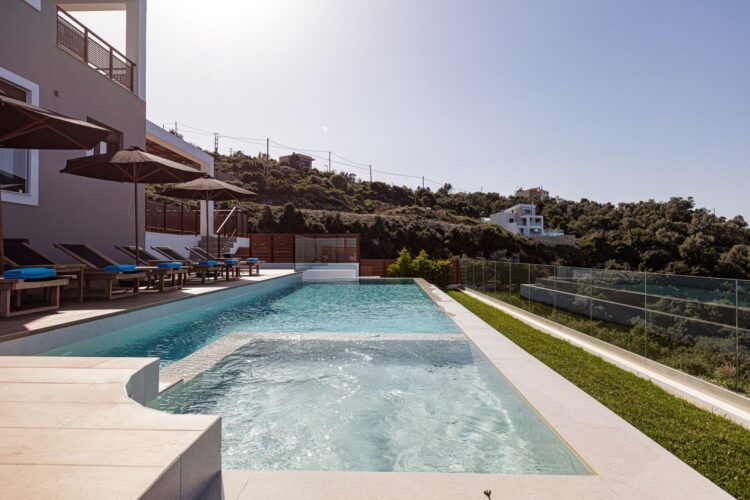 Villa Yara Luxus Ferienhaus Kreta Mieten Kinderpool