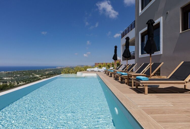 Villa Yara Luxus Ferienhaus Kreta Mieten Pooldeck