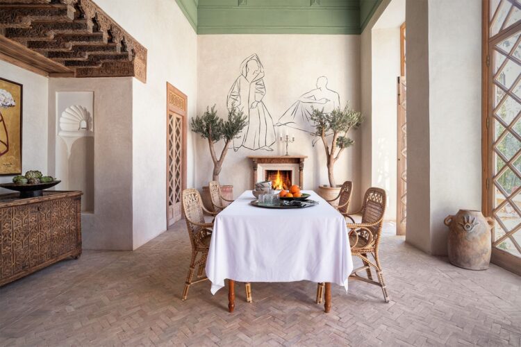 Villa Yasmina Luxus Ferienhaus Marrakesch Mieten Esstisch