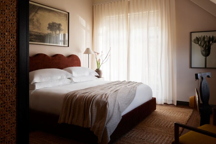 Vinyard Manor House Luxus Ferienhaus Winelands Südafrika Mieten Bett
