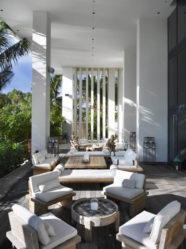 W South Beach Miami Lounge