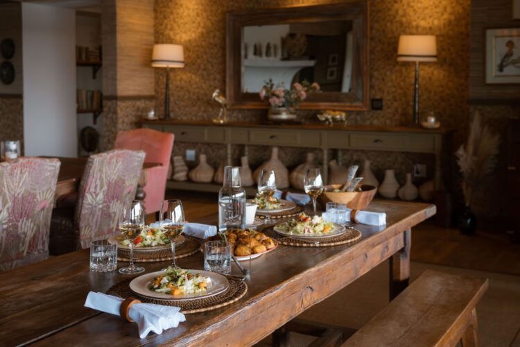 Waldeck Namibia Luxus Safari Lodge Afrika Mieten Essen