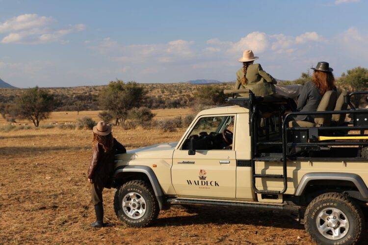 Waldeck Namibia Luxus Safari Lodge Afrika Mieten Pirschfahrt