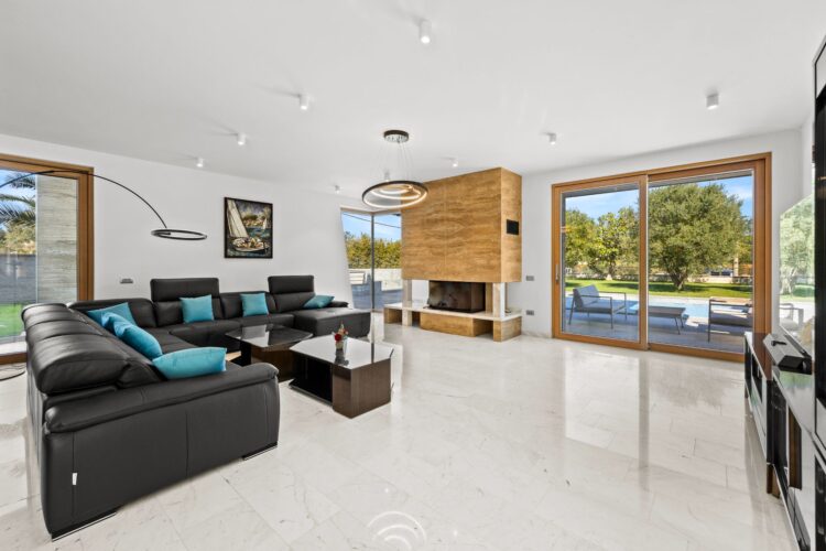 Waterfront Villa Pula Luxuriöses Ferienhaus Istrien Mieten Wohnen