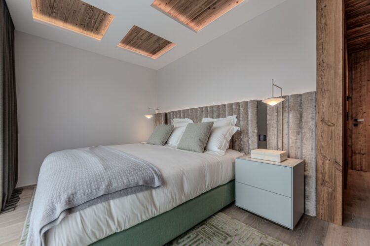 Wellness Chalet Mountain Luxus Ferienhaus Österreich Kitzbühel Mieten Doppelbett