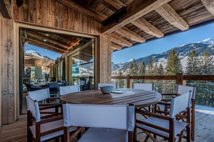 Wellness Chalet Mountain Luxus Ferienhaus Österreich Kitzbühel Mieten Terrasse