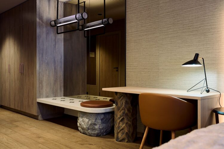 Wilderness Lodge Luxus Ferienhaus Lappland Mieten Schreibtisch