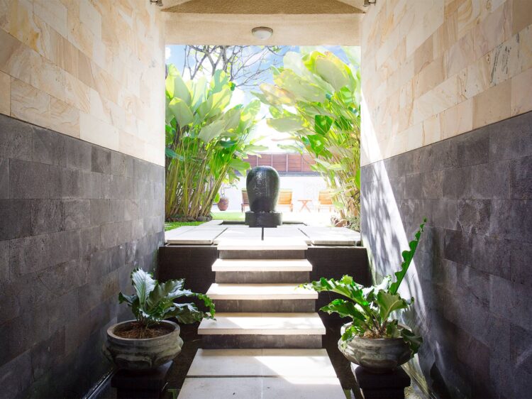 Bayu Gita Ketewel Bali Aussenbereich Luxusvilla Mieten