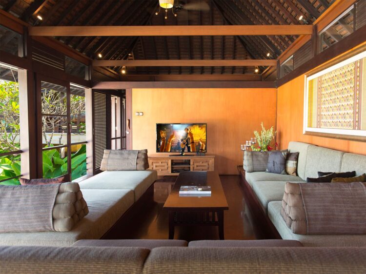 Bayu Gita Ketewel Bali Outdoor Lounge Bale Villa Mieten