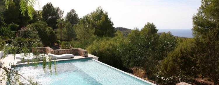 Luxuriöses Ferienhaus Ibiza - Villa Cala Tarida - LANDMARK