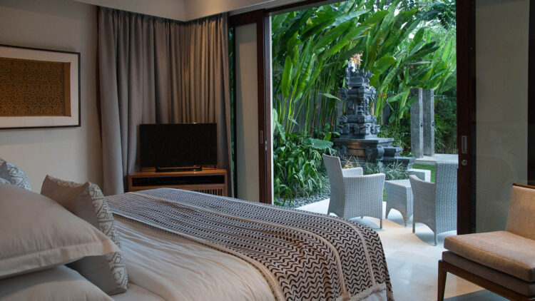 King Size Bedroom Bali Seseh Beach Villa Ii